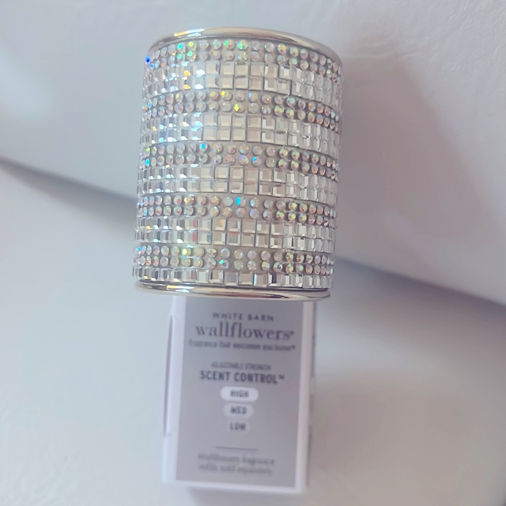 Silver Bling  Scent Control Plug in!